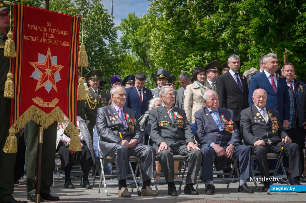 09.05.2024. Минская – Социалистическая – площадь Победы . Празднование Дня Победы 9 мая. Шествие