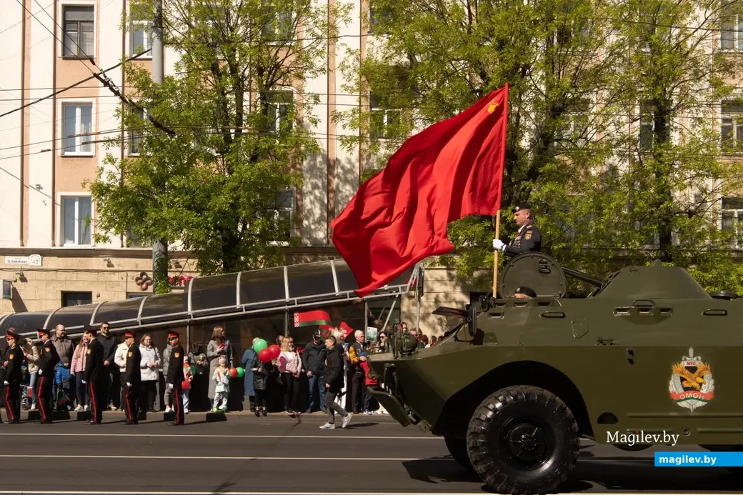 Могилев, 9 мая 2024 года. Празднование Дня Победы. Праздничное шествие.