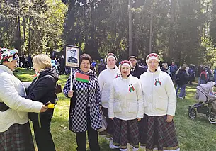 «Некоторые задержались…в очереди за солдатской кашей»