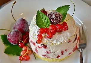 Как можно спасти подгоревший пирог: 5 способов реанимации выпечки