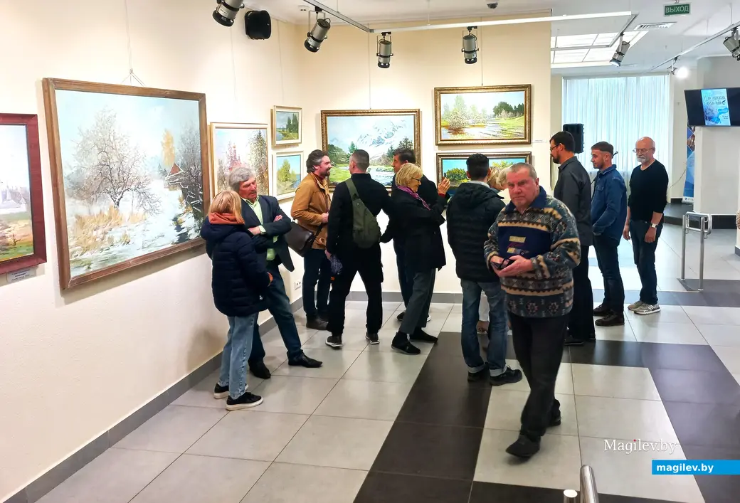 10.05.2024 г., Могилев, Выставочный зал музея истории Могилева. Открытие выставки Романа Коршунова.