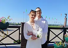 «Хотя я знала, что он собирается сделать предложение, все равно удивилась». Свадебная пара недели