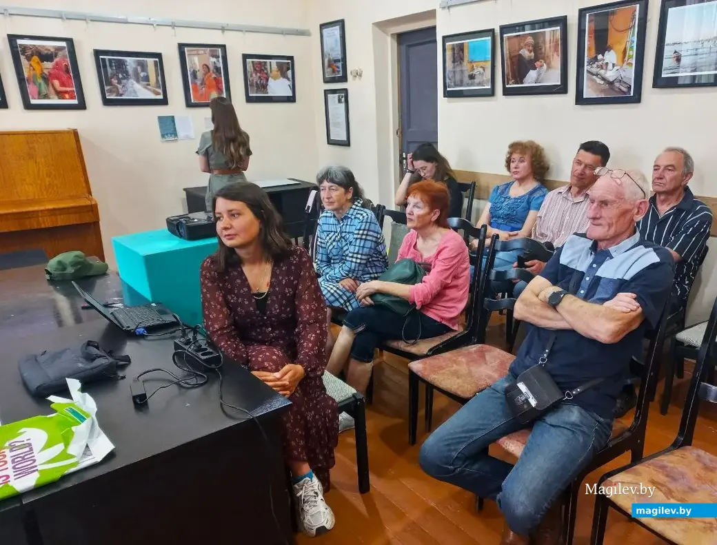 30.05.2024 г., Могилев, фотоклуб «Радуга». Открытие выставки Яны Корбаль «Падарожжа з водарам перцу. Цудоўная Iндыя».