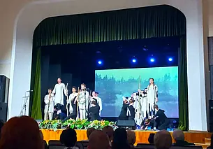 Новый спектакль по мотивам произведений счастливого человека