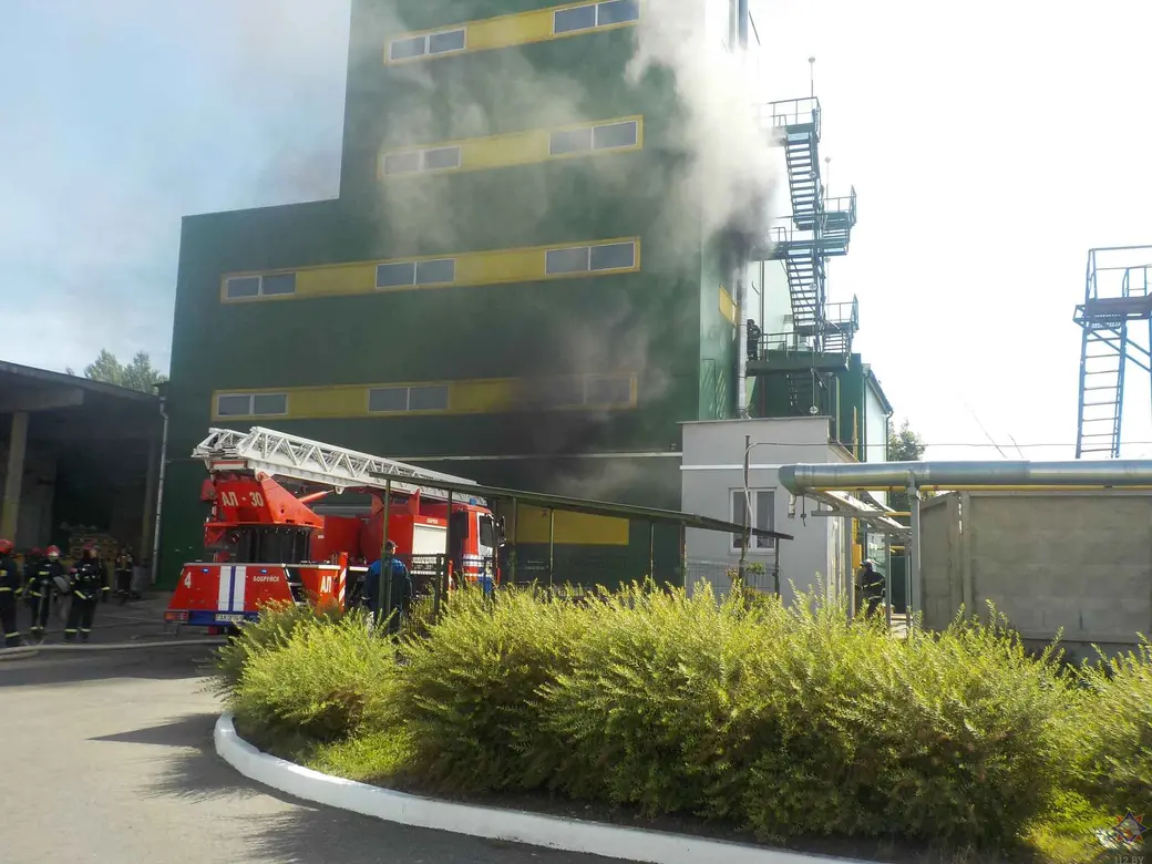 9.06.2024 г. Бобруйск, пожар на заводе рапсовых масел. Фото: Могилевское областное УМЧС