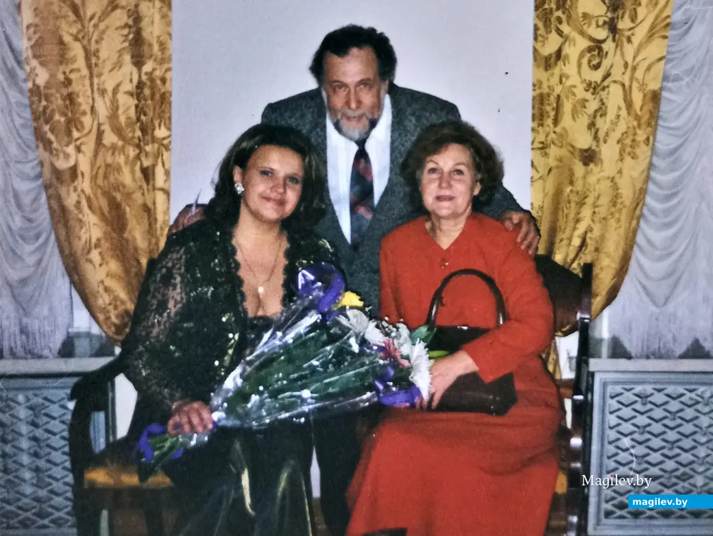 Могилев, 2000-е годы. Супруги Браиловские и певица Елена Материнко.