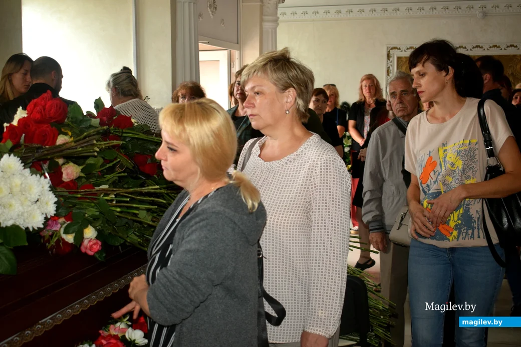 12 июня 2024 г. Бобруйск, ритуальный зал на ул. Рокоссовского. Прощание с трагически погибшим