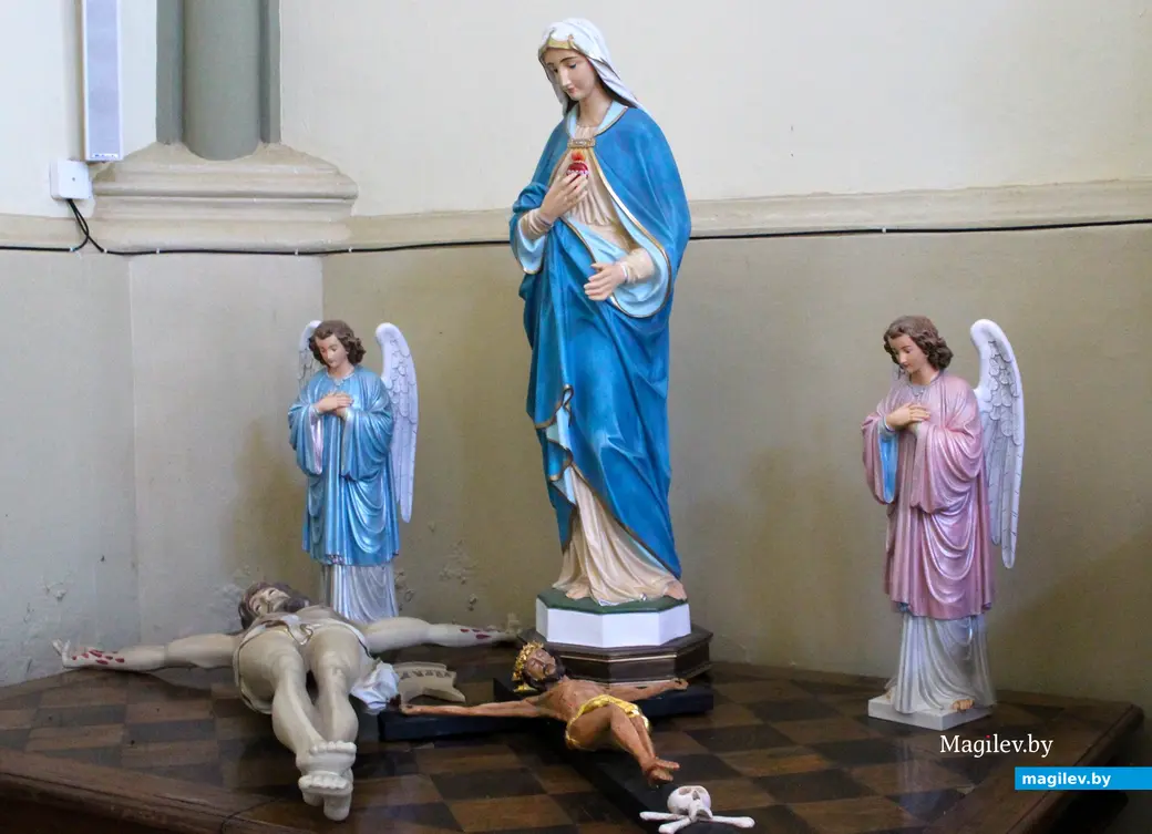 Май 2024 года. Деревня Гервяты. Костел Святой Троицы.