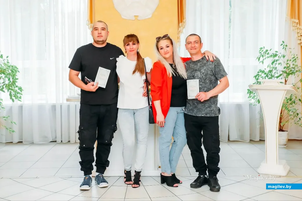 14.06.24, Бобруйск, Дворец бракосочетания. Максим, Инна Киселевы, Дина Крук и Вячеслав Воспитаник.