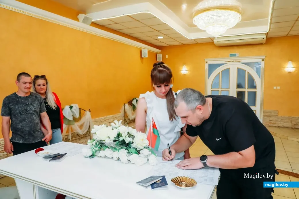 14.06.24, Бобруйск, Дворец бракосочетания. Вячеслав Воспитаник и Дина Крук, Инна Киселева