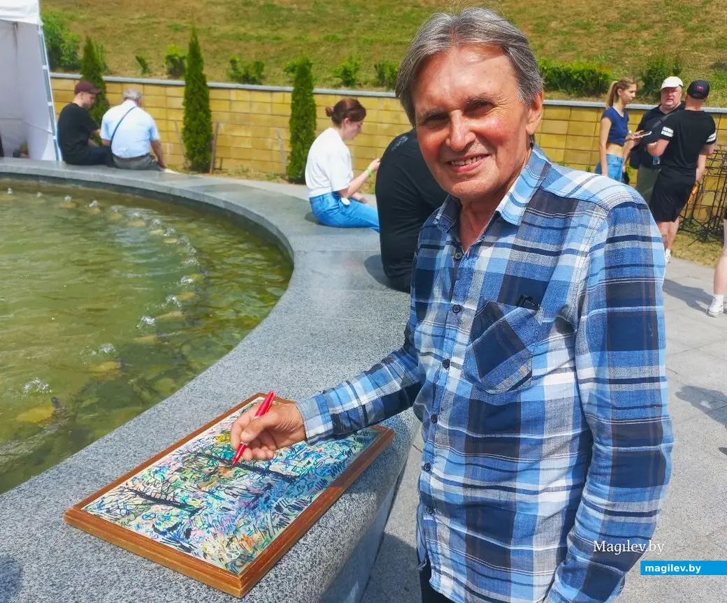 Июнь 2024 года, Могилев, Подниколье. Дирижер и руководитель эстрадно-симфонического оркестра Национального центра художественного творчества Валерий Быков.