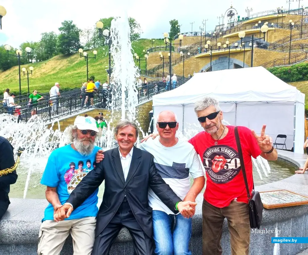 Июнь 2024 года, Могилев, Подниколье. Слева направо: Вова, Валера, Алик Женя.