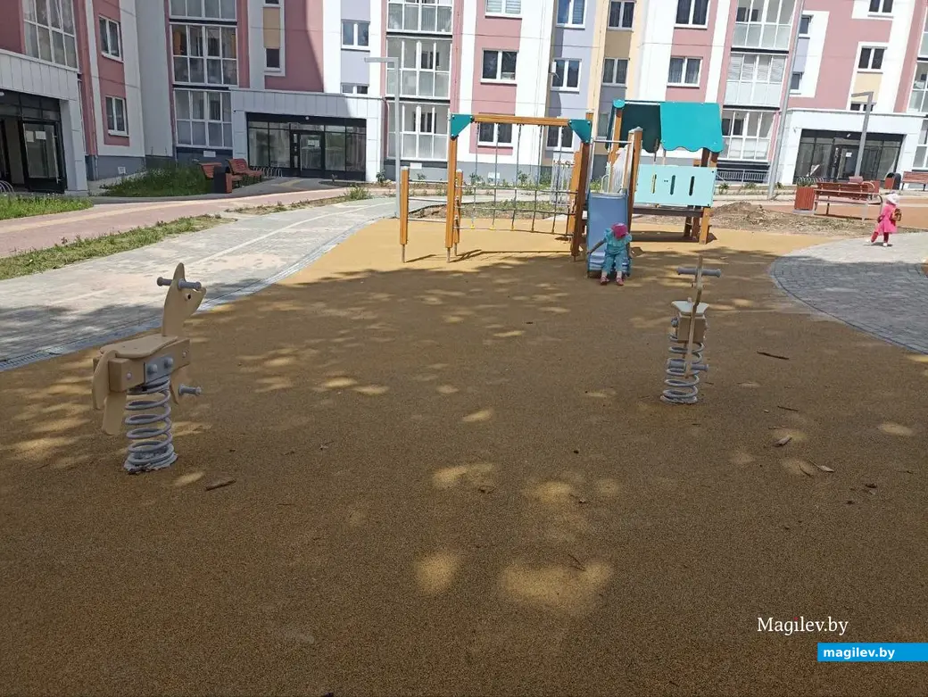 Июнь 2024 г. Могилев, Первомайская, детская площадка в жилом комплексе «Талисман».
