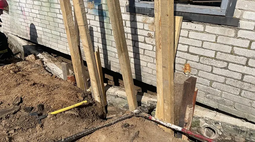 В Могилевском районе на мужчину обрушился гараж