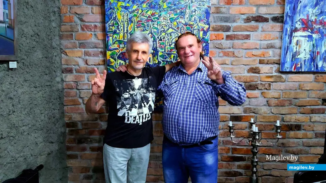 21.06.2024 г., Могилев, Арт-ЦуМ на Дубровенке. Выставка Виктора де Буга «Исторические вехи Могилева».