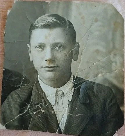 Конец 1930-х. Алексей Царик, секретарь суда, который ухаживал за Дуней.