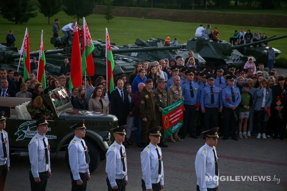 Могилев, 22 июня 2024 года. Областная патриотическая акция «Звон скорби» прошла на мемориальном комплексе «Буйничское поле».