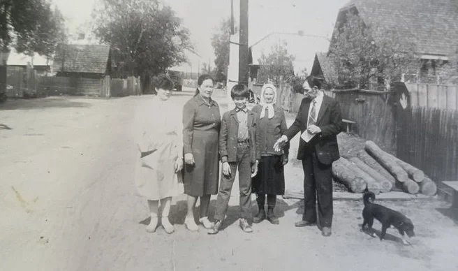 Деревня заполье, 1970-е годы. Собрались ехать в деревню Симонович на свадьбу сына Николая,