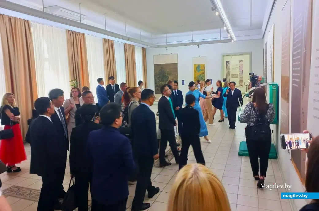 25.06.2024 г., Могилев, музей Павла Масленикова. Выставка «Восточная Элегантность».