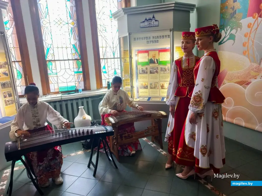 25.06.2024 г., Могилев, музей Павла Масленикова. Выставка «Восточная Элегантность».