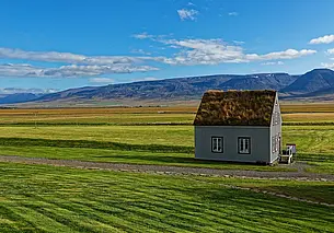 Пустующие дома на селе можно будет купить даже за одну базовую: подписан указ