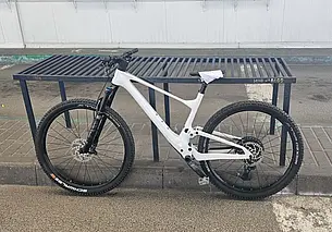 Белорус пытался ввезти в страну очень дорогой велосипед без уплаты пошлин