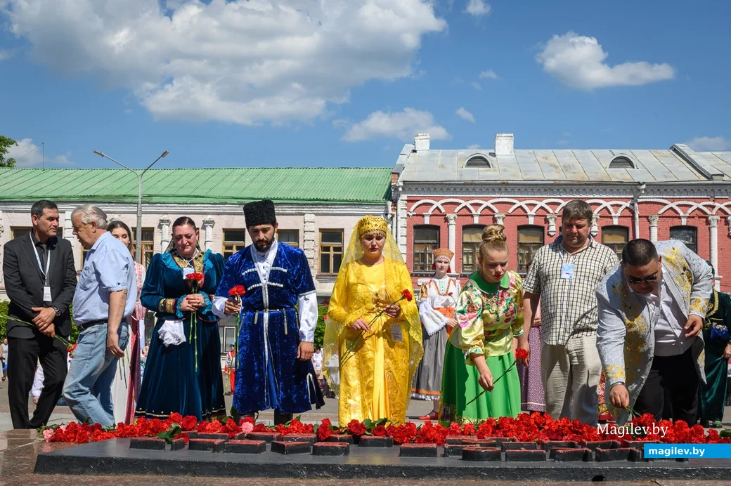 28.06.2024. Социалистическая — Минская — Карбышева. Торжественное шествие делегаций