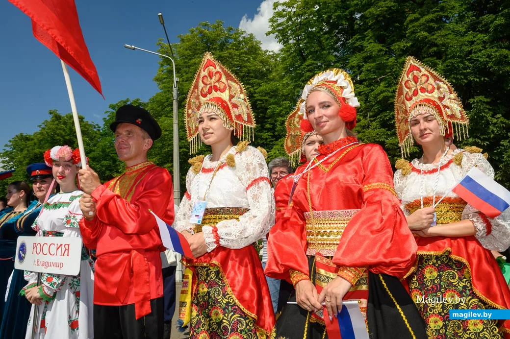 28.06.2024. Социалистическая — Минская — Карбышева. Торжественное шествие делегаций