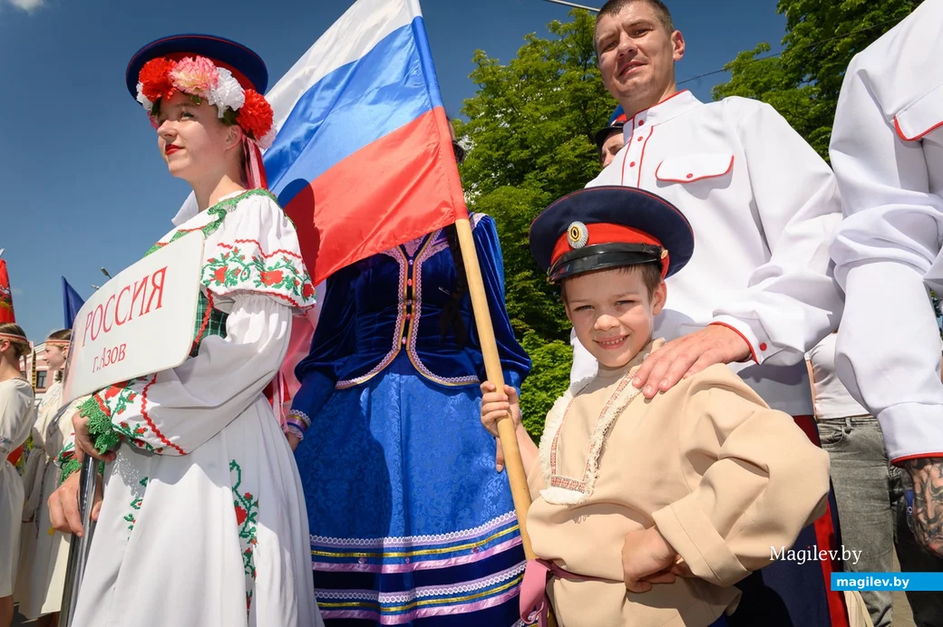 28.06.2024. Социалистическая — Минская — Карбышева. Торжественное шествие делегаций
