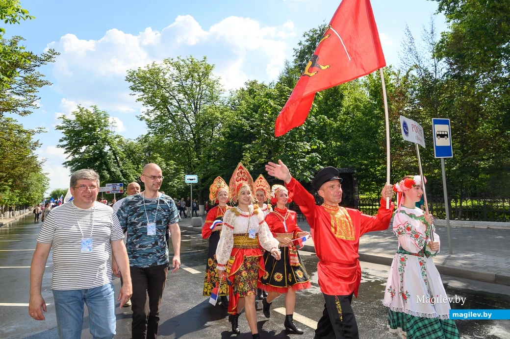 28.06.2024. Социалистическая — Минская — Карбышева. Торжественное шествие делегаций