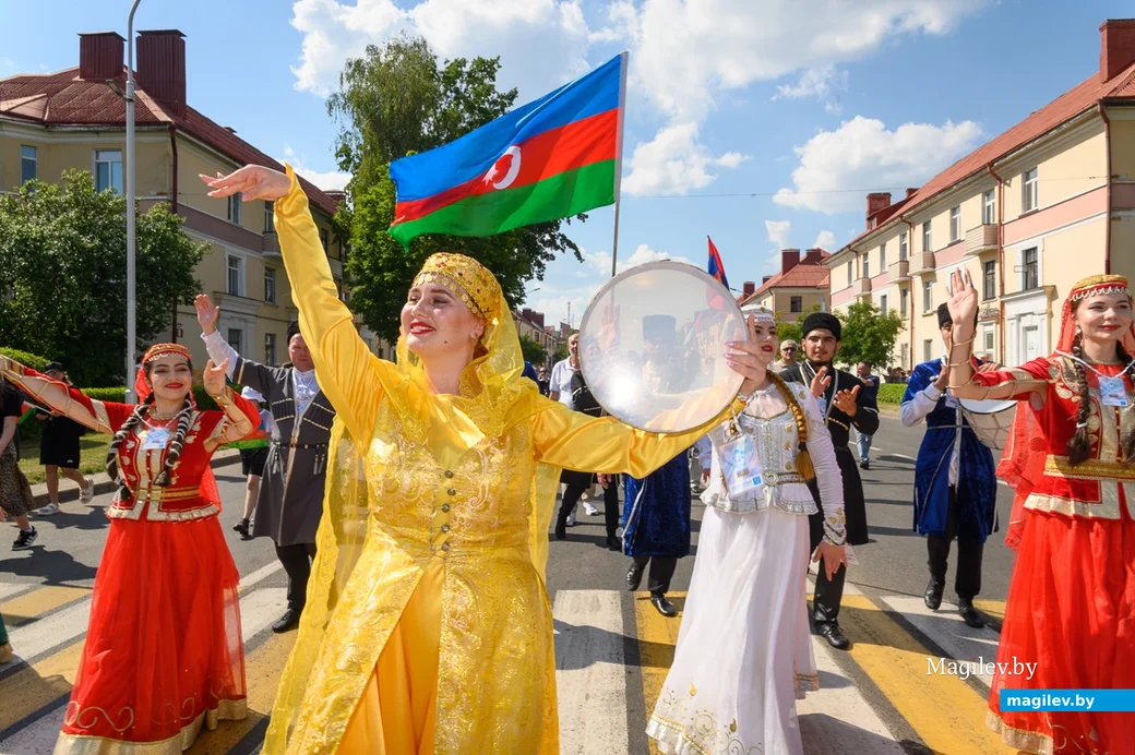 28.06.2024. Социалистическая — Минская — Карбышева. Торжественное шествие делегаций