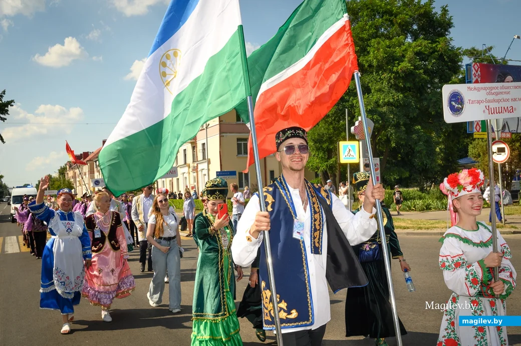 28.06.2024. Социалистическая — Минская — Карбышева. Торжественное шествие делегаций