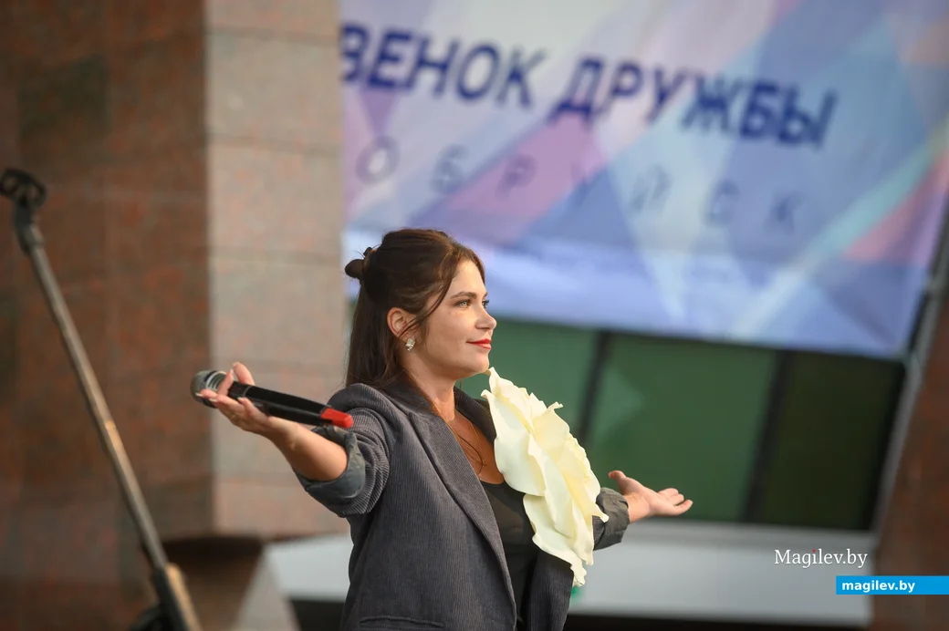 29.06.2024. Бобруйск-Арена. Ольга Кобякова, театр песни «Шина-най».