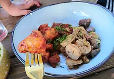 «Осталось чувство: что-то с этим блюдом не так». Сходили в «Амазонку» на фестиваль белорусской кухни