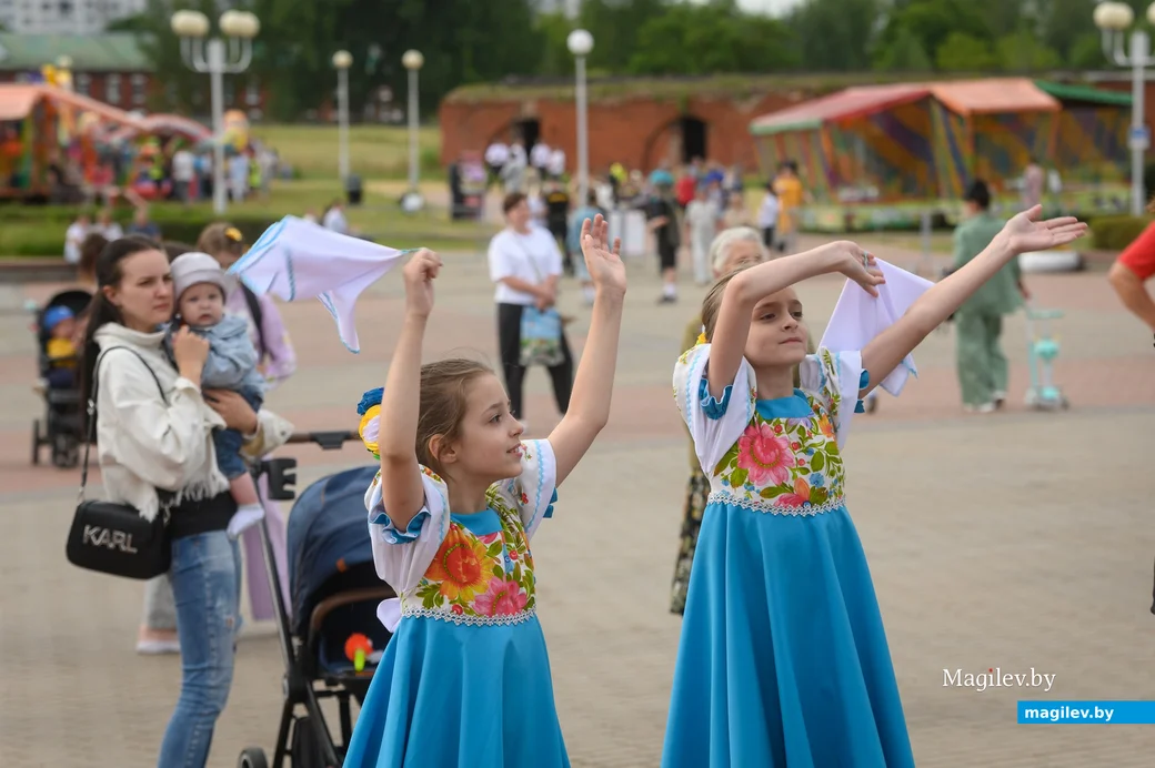 03.07.2024. Бобруйск-Арена. Праздничный концерт «Квітней, радзіма, пад блакітным небам!» в честь