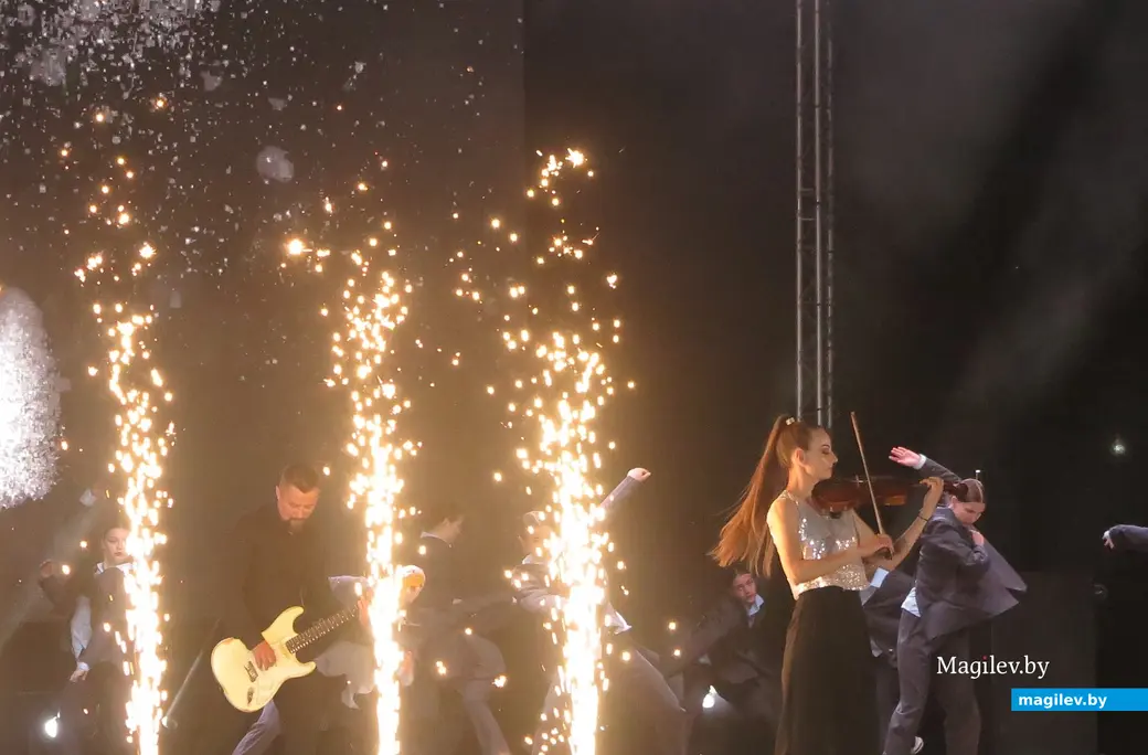 3 июля 2024 г. Могилев, пл. Славы. На праздничном концерте.