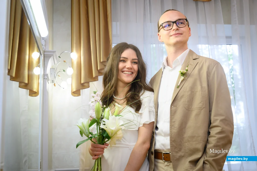 04.07.2024. Отдел ЗАГС Бобруйского горисполкома. Свадебная пара. Вероника и Владимир