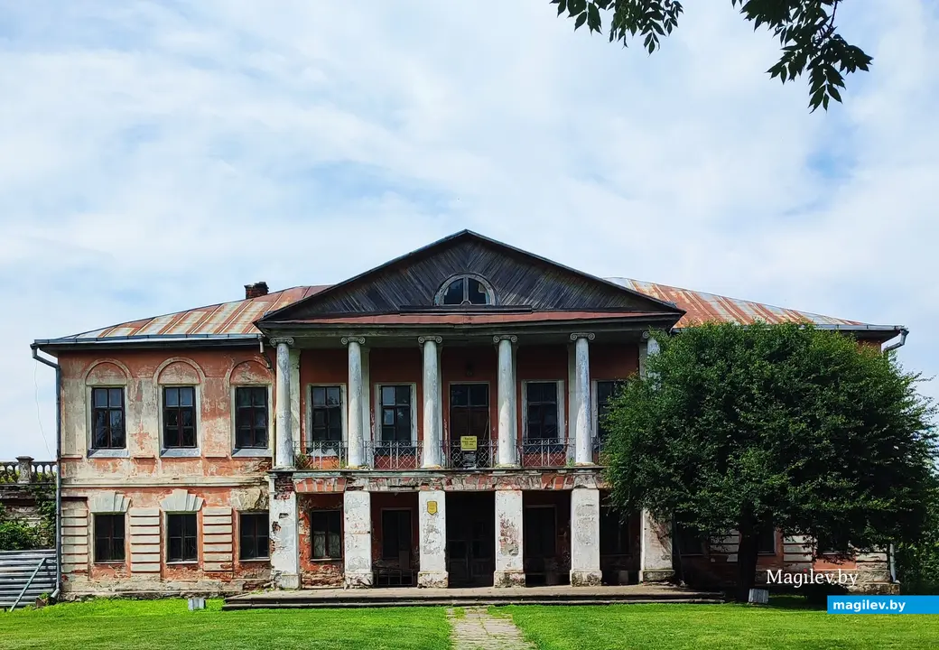 Путешествие одного дня на Гомельщину. Усадьба Халецких и Войнич-Сенажецких. Июнь 2024 г.