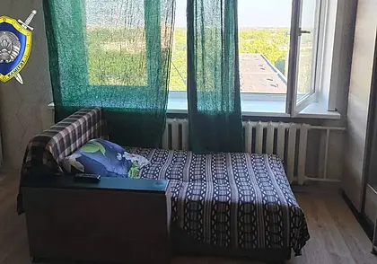 Маленький мальчик выпал из окна 9-го этажа в Светлогорске. Остался жив