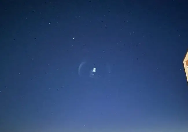 Недалеко от Могилева в ночном небе видели странный летающий объект. Что это было?