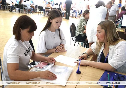 В вузах Беларуси сегодня, 12 июля, стартовал основной прием документов от поступающих