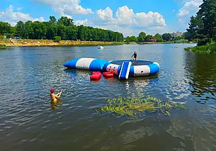 Пляж «Boardhouse» в Печерске: уютно, комфортно, тепло… И мухи  не кусают