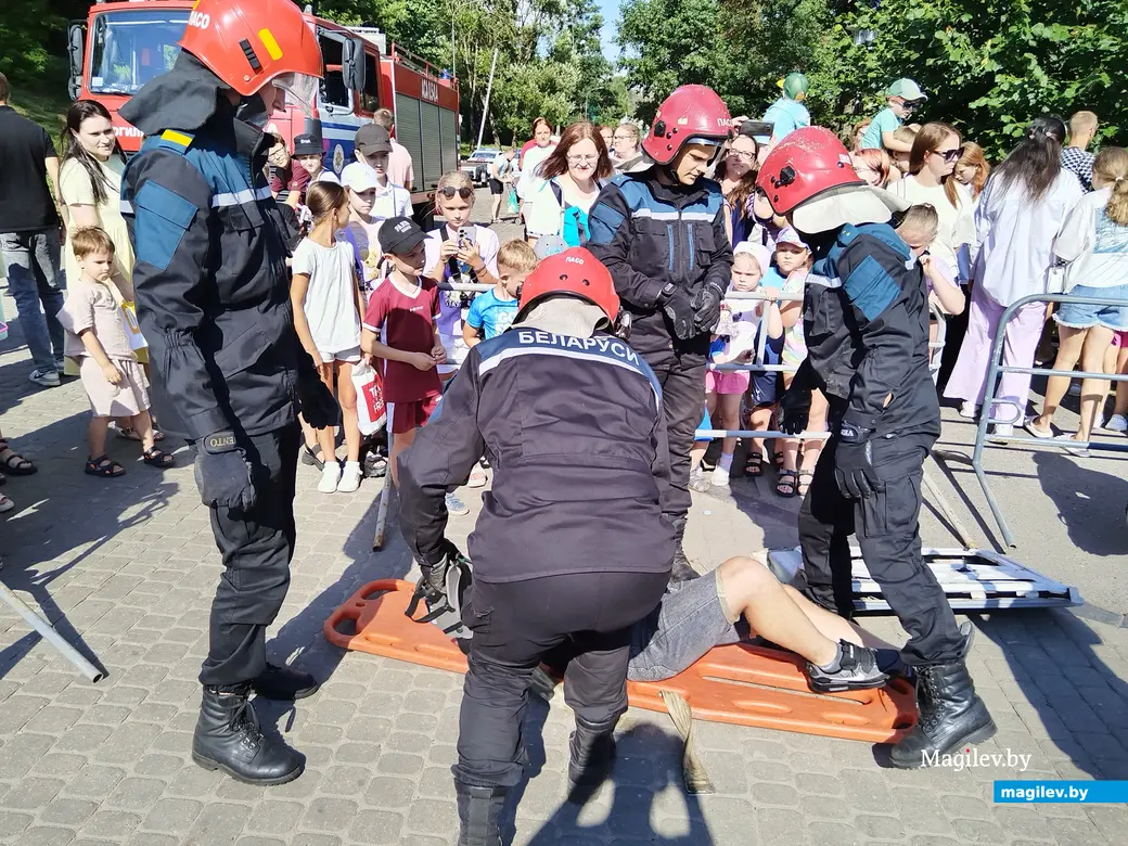 19.07.24 г. Могилев. Парк Подниколье. Праздничные мероприятия, посвященные Дню пожарной службы Республики Беларусь.