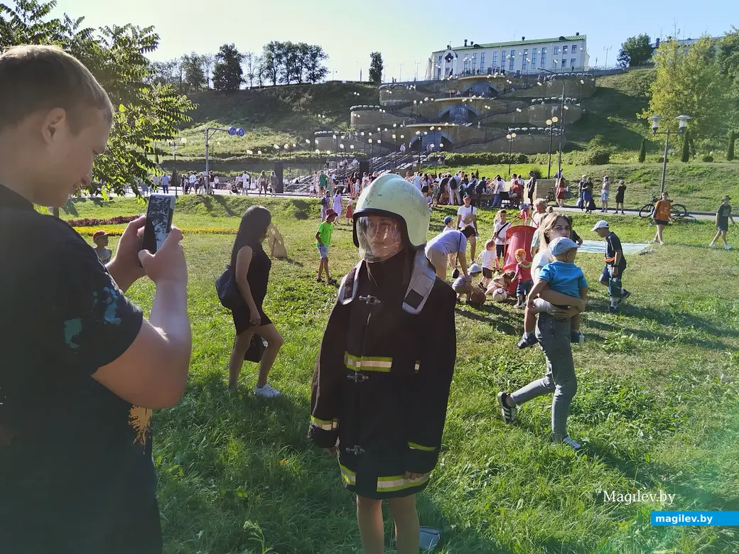 19.07.24 г. Могилев. Парк Подниколье. Праздничные мероприятия, посвященные Дню пожарной службы Республики Беларусь.