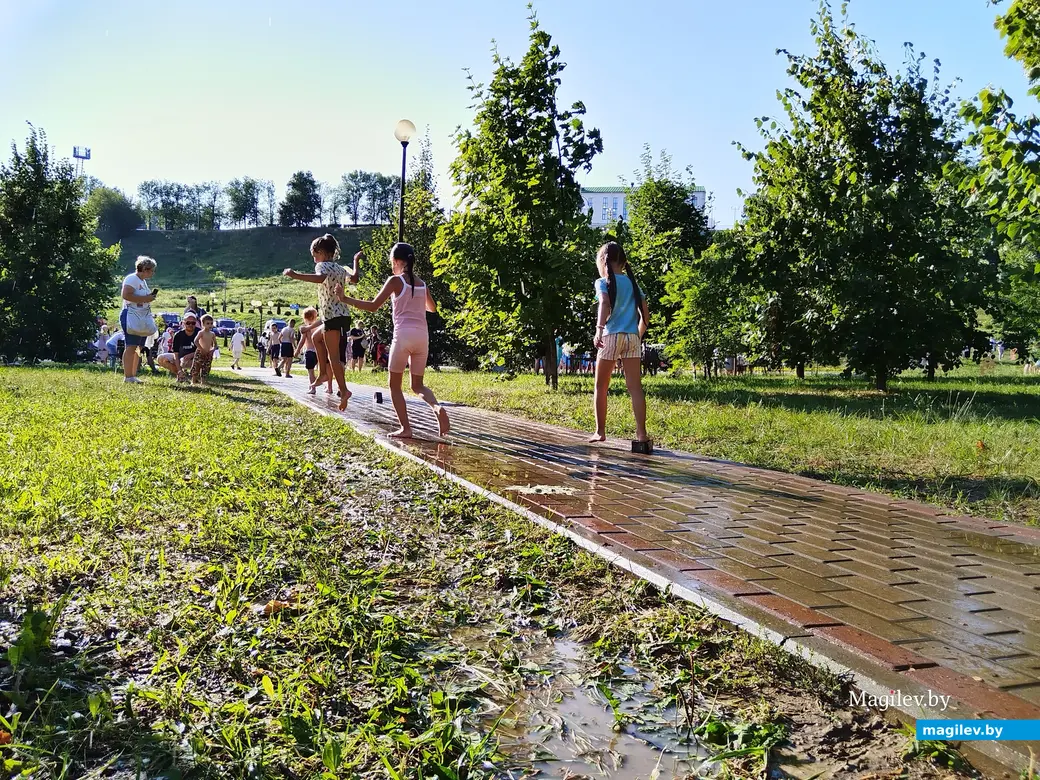 19.07.24 г. Могилев. Парк Подниколье. Праздничные мероприятия, посвященные Дню пожарной службы Республики Беларусь.