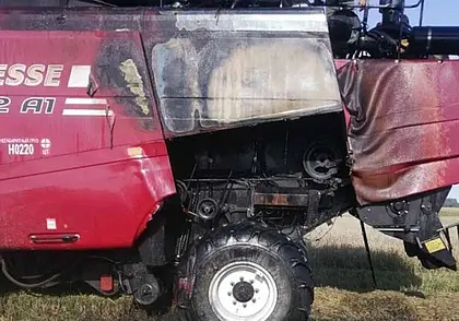 Два комбайна загорелись в Беларуси при проведении уборочной