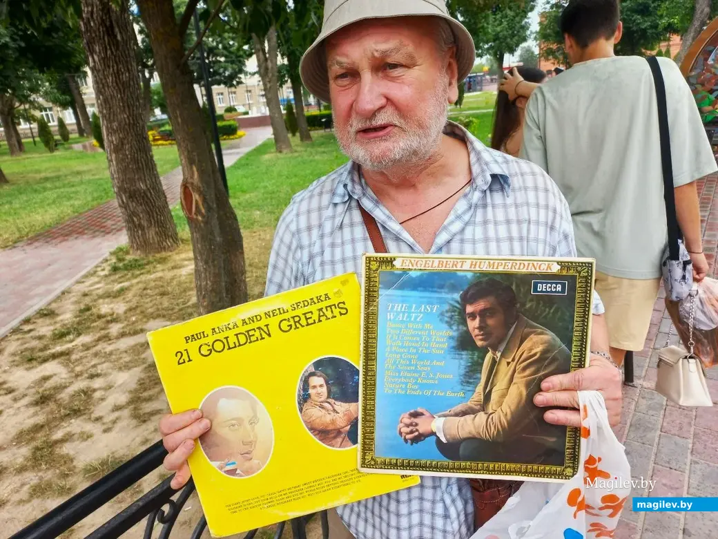 28.07.2024 г., Могилев. Пол Анка плюс Нил Седака и Энгельберт Хампердинк. Вместе с Олегом.