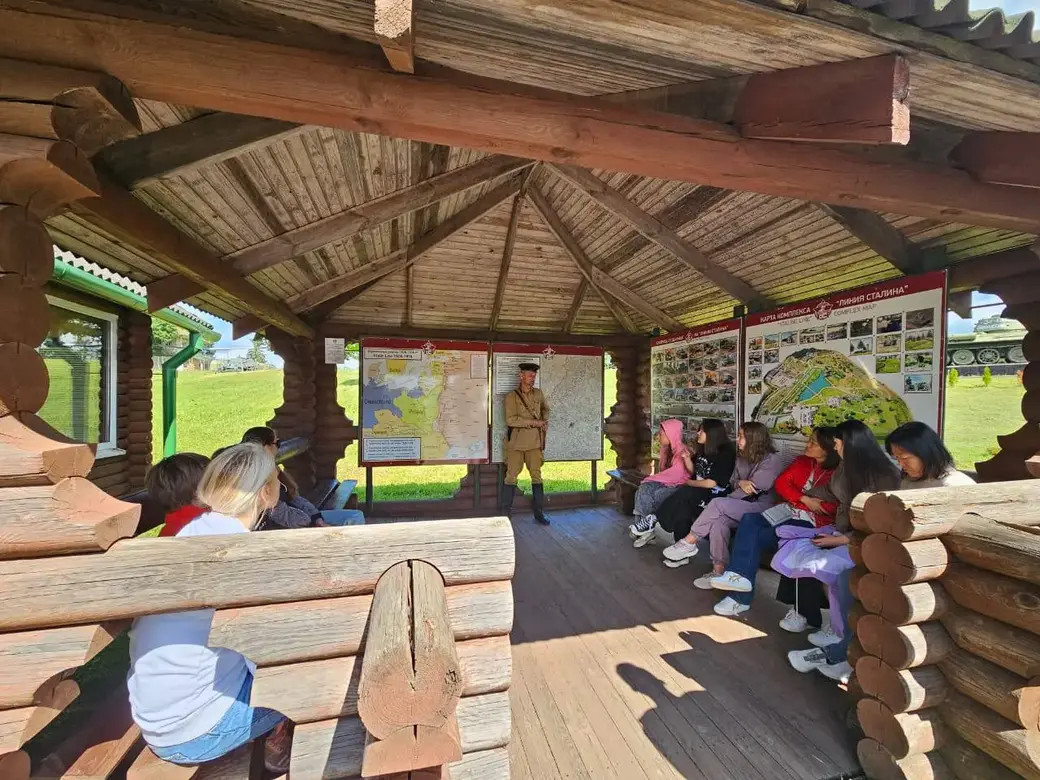 Лето 2024 г. Минская область. Татьяна Бакальчук приехала с дочками в Беларусь.