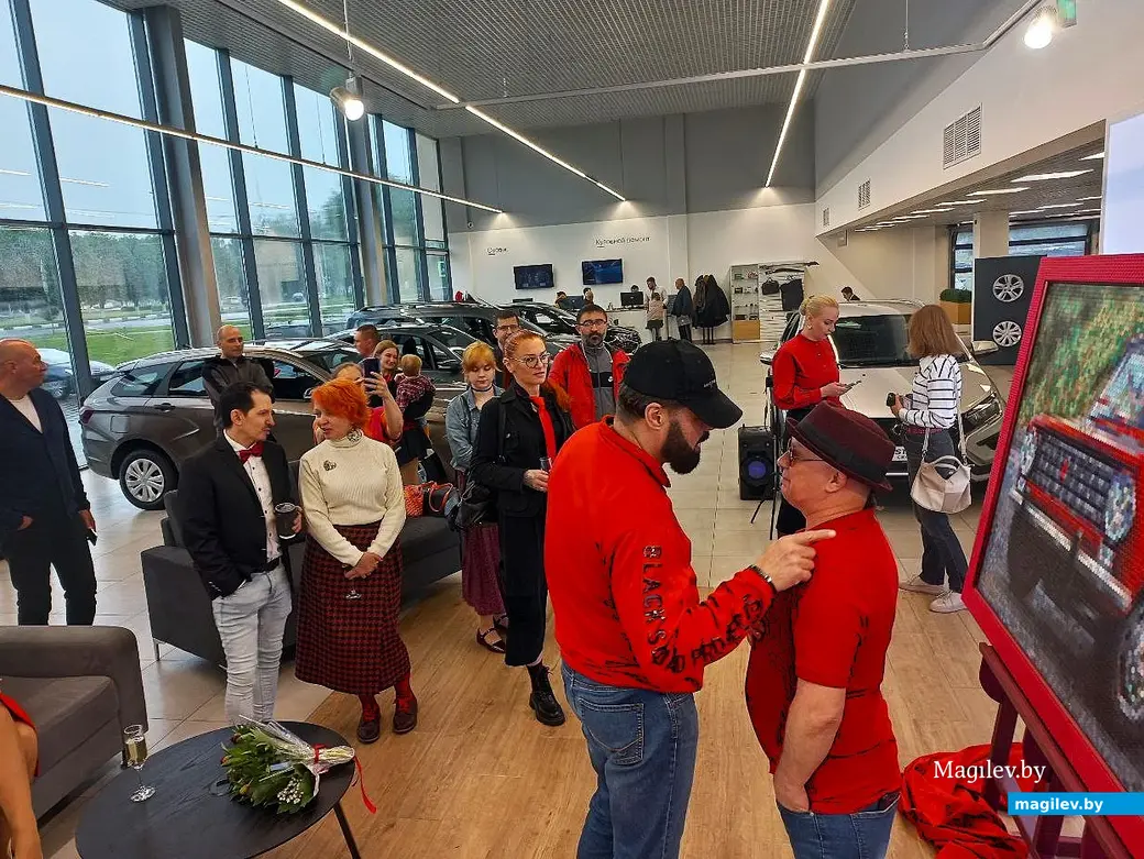 26.05.2025, Могилев. Презентация картины Вадиса Красовского.