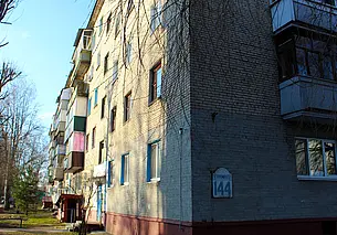 Дом №144 на Челюскинцев: квартира с подселением и без воды на 5 этаже